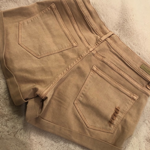 Boyfriend Fitted Shorts - Picture 2 of 5